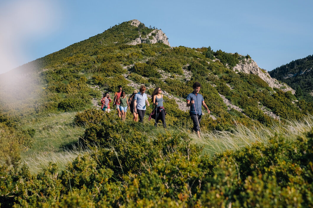 hiking-bottomview-ridgewalk.jpg